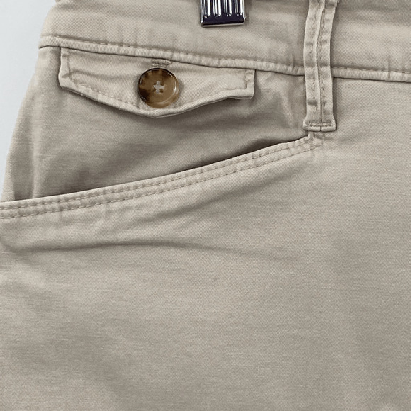 Charter Club Khaki Beige Flat Front Mid-Rise Casual Stretch Chino Shorts Size 10 - Picture 4 of 9